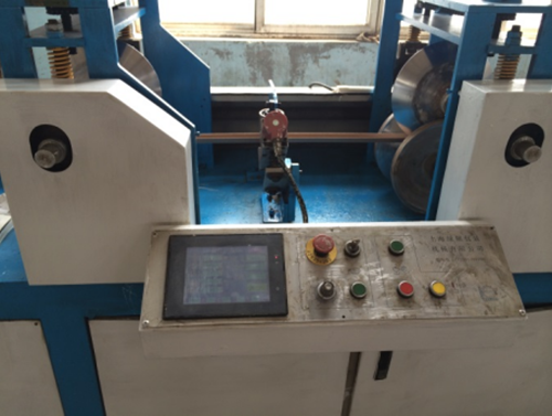 紙護(hù)角設(shè)備：生產(chǎn)速度40m/min